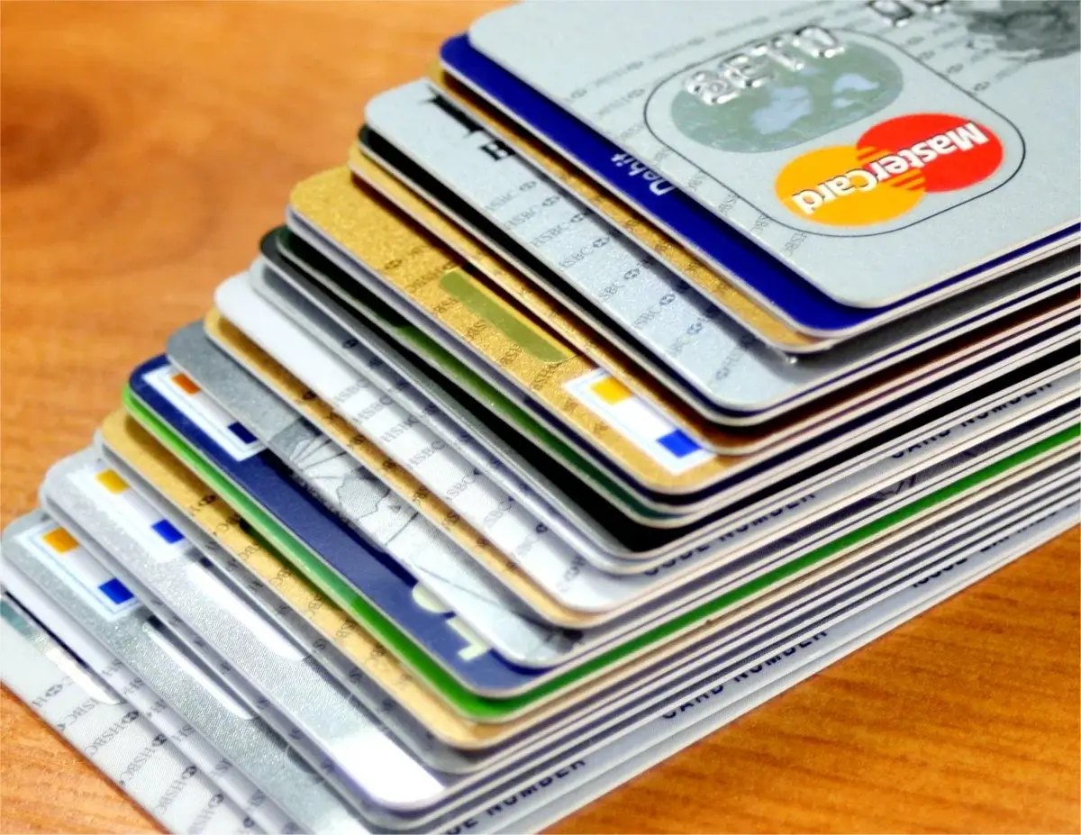 How Many Credit Cards Should I Have? A Practical Guide to Managing Your Credit